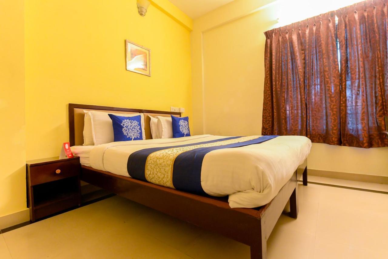 Oyo 8273 Diamond Inn Kochi Εξωτερικό φωτογραφία