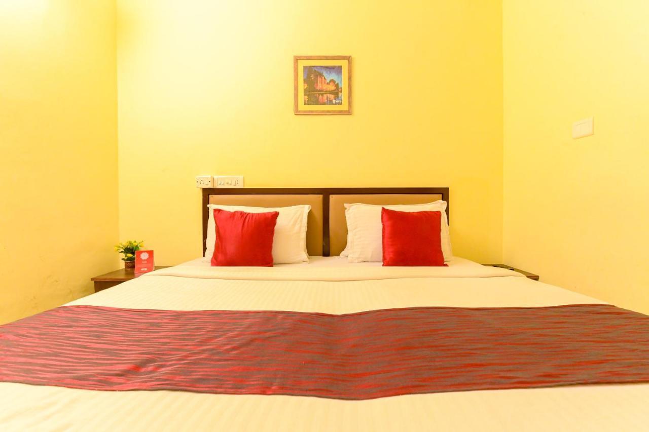 Oyo 8273 Diamond Inn Kochi Εξωτερικό φωτογραφία
