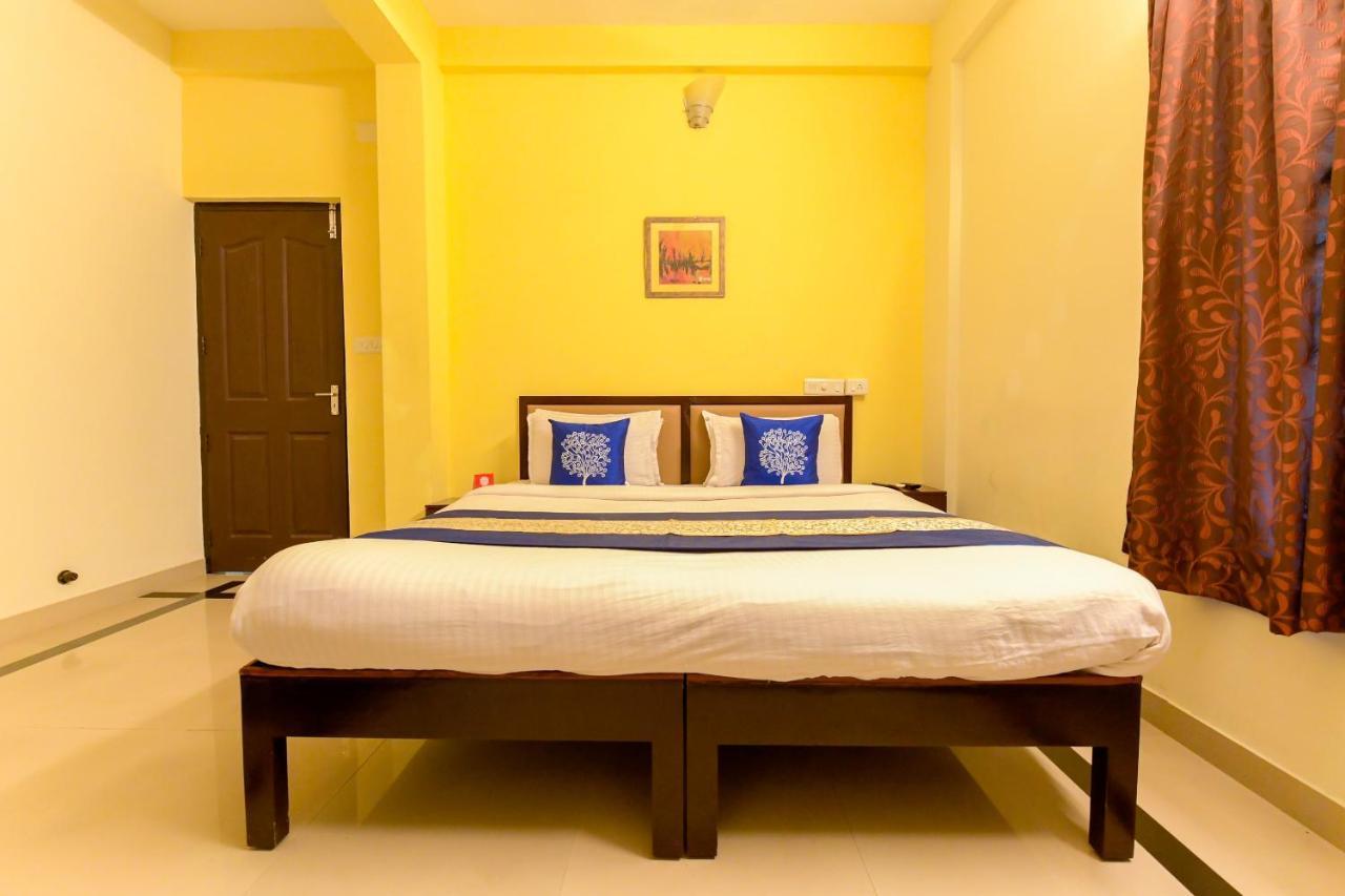Oyo 8273 Diamond Inn Kochi Εξωτερικό φωτογραφία